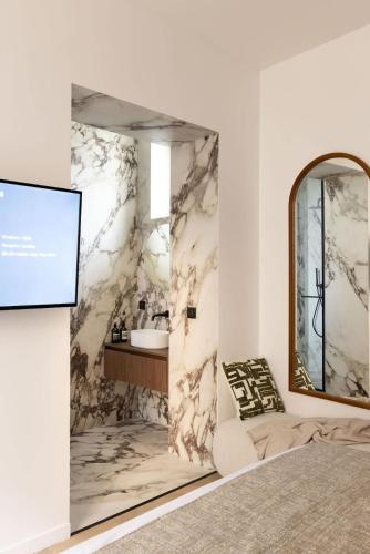 Luxury Comfort 3BD 8P Heart of Le Marais