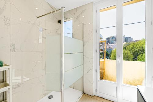 Spacious 2 Bed - 5 mn du Palais - Calme - Balcon