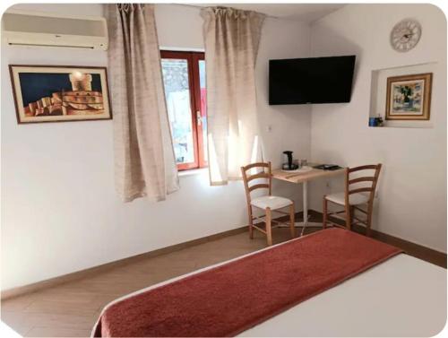 Mery Room 2 - Private room with bathroom