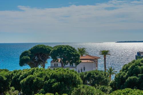 Pinede Sea View Lux