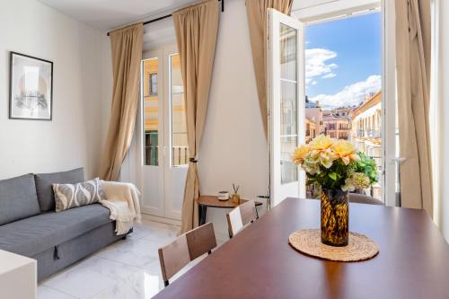 Atenea Deluxe Apartment