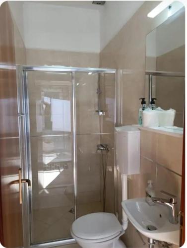Mery Room 2 - Private room with bathroom
