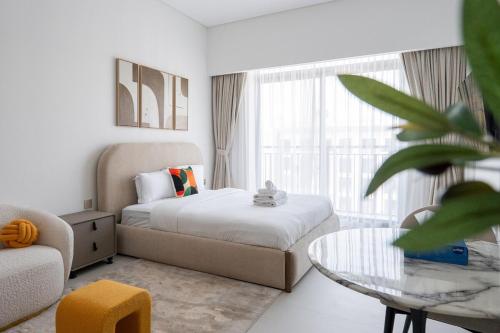 Great Building l Stylish l Superb Amenities