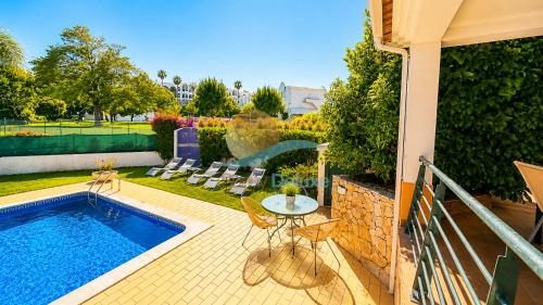 Villa Clara Premium by Sunny Deluxe