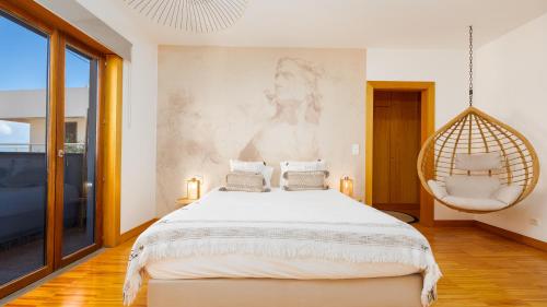The Loft by LovelyStay