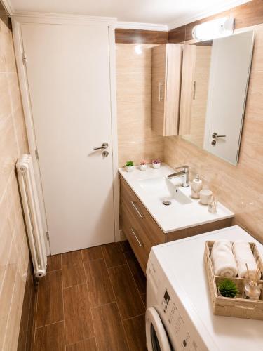 John Apartments Athens Center I