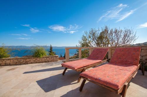 Sea View Home Marianne 200m from sea - Happy Rentals