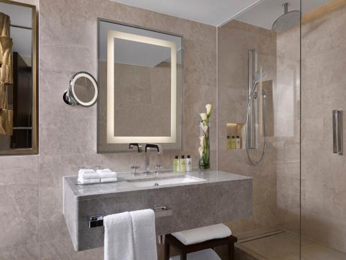 Hyde Park Suite - Mayfair Floor