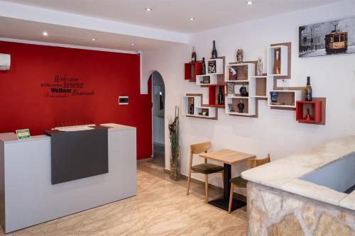 RossoVino Milano Boutique