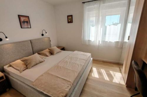 Apartments by the sea Barbat, Rab - 26007
