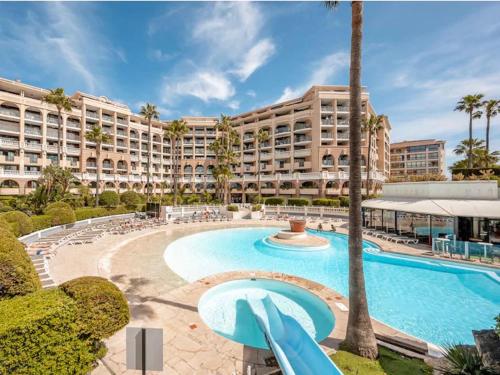 Charmant appartement au cœur de Cannes, proche Palais et Croisette, piscine et mer à 1 min