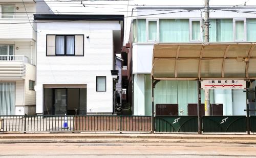 Dream Tree 札幌市电步行0分钟 超市步行1分钟