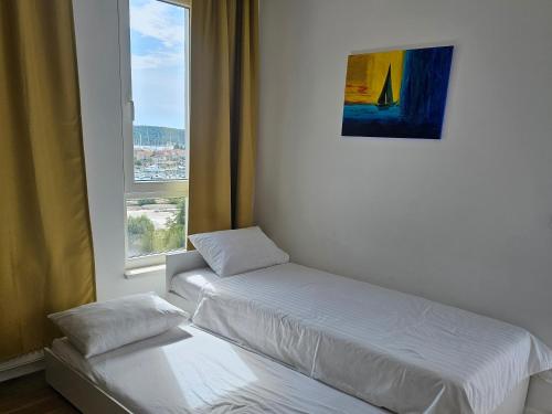65SUITE Mediterranean apartment Sea view & underground garage