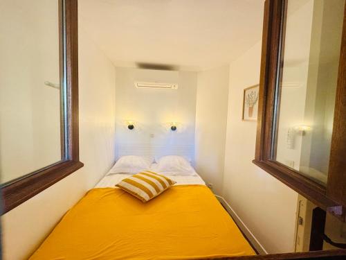 Beautiful 2-bedroom apartment - pool - private park - tennis