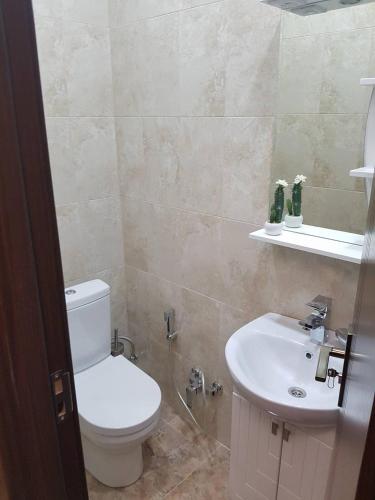 Un baño de Dat Exx Apartments
