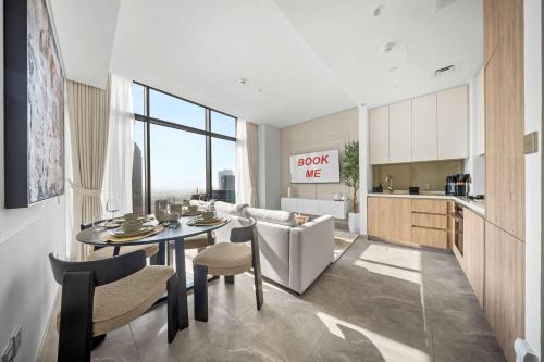 Free housekeeping visits during your stay - StayShort - Beautiful 1BR in Business Bay Sleeps 4