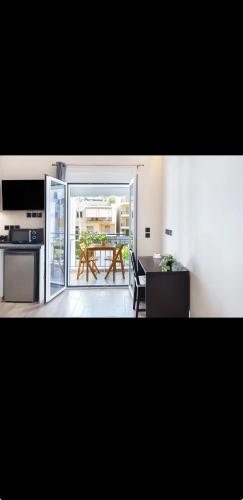 Metro Comfort Stay Patissia