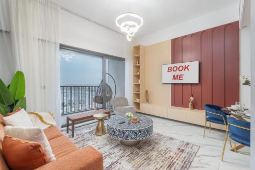 Free housekeeping visits during your stay - StayShort - Beautiful 1BR in MBR City Perfect for 4