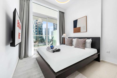 Free housekeeping visits during your stay - StayShort - Cozy & Modern 1BR in Business Bay that Sleeps 4!