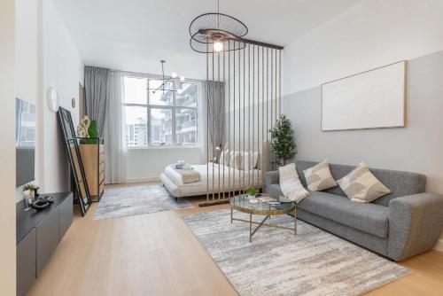 Free housekeeping visits during your stay - StayShort - Amazing Studio Apartment in Frankfurt, Sports City