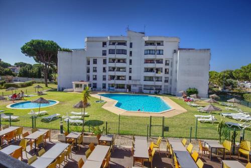 Two Bed Condominium in Vilamoura
