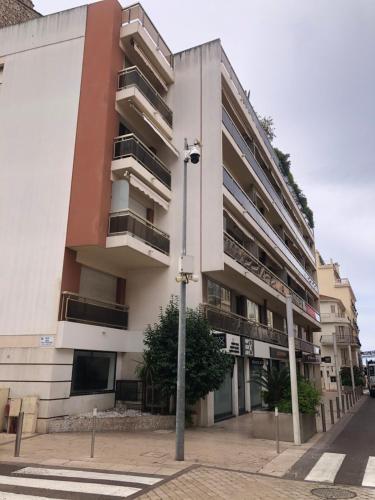Centre coeur Cannes Mace vue mer