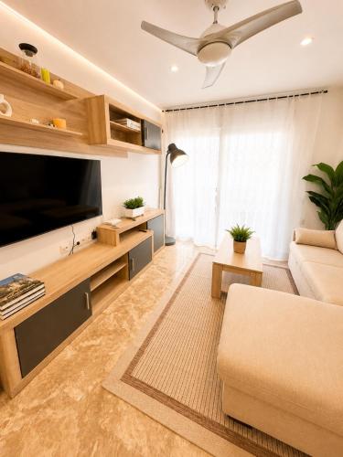 Playa Bajondillo Apartment - Torremolinos