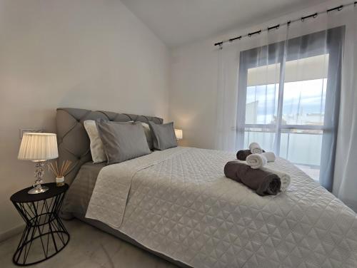 Luxury Groundfloor Private Jacuzzi - EHHouse photo 6