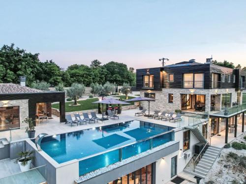 Holiday Home Villa Ambienta by Interhome