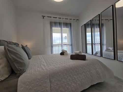 Luxury Groundfloor Private Jacuzzi - EHHouse photo 16