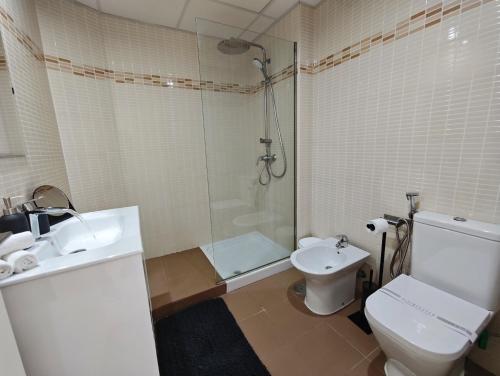 Luxury Groundfloor Private Jacuzzi - EHHouse photo 22