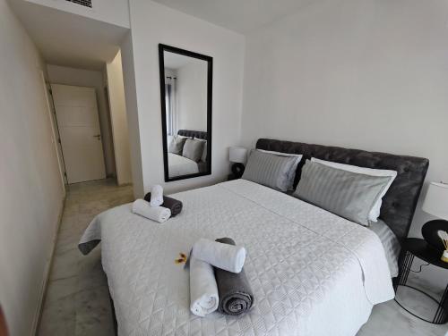 Luxury Groundfloor Private Jacuzzi - EHHouse photo 20