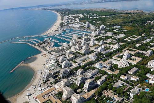 La Grande Motte couchant