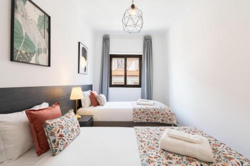 Host Wise - Comfy Minimalist Flat