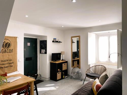 Cozy Flat in Graça
