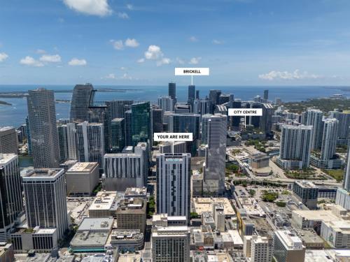 High Floor Pool Gym Brickell photo 19