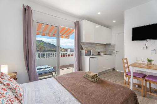 Céntrico Ático con Terraza Privada