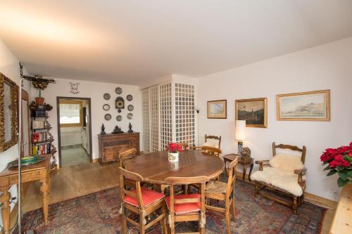 Contempora - Appartamento con Vista Lago e Montagna St Moritz Munt Sulaj