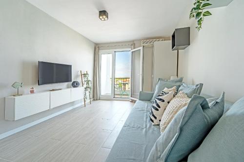 WELCS ESTUDIO 448 EMP cerca del Mar