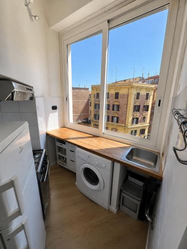 Modern Studio - Lift near Colosseum