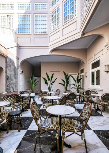 Heritage Palace Hotel