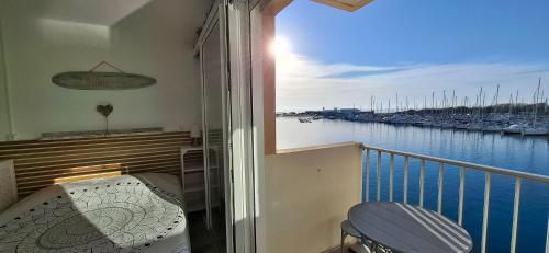 Appartement avec balcon, vue Mer, Piscine, Parking photo 8