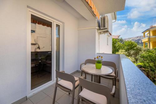 Apartmani Tamara Baška