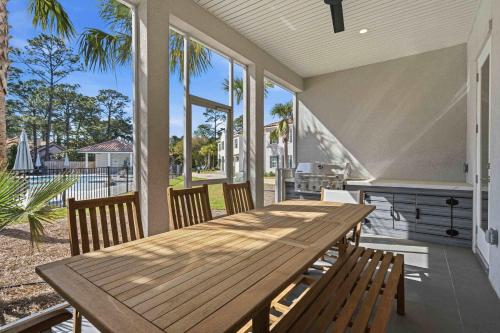 Private beachfront Steps to sand & sunsets photo 19