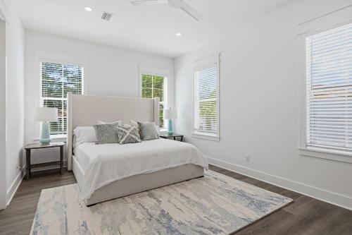 Private beachfront Steps to sand & sunsets photo 33