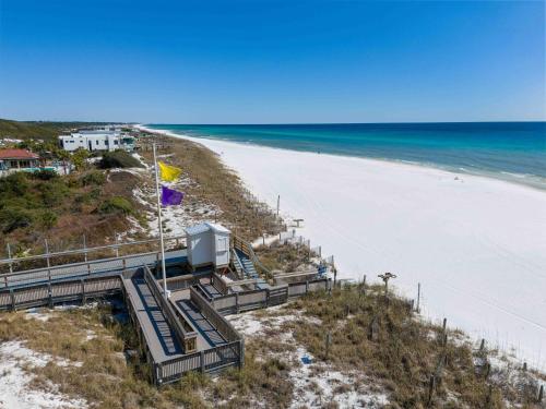 Private beachfront Steps to sand & sunsets photo 60
