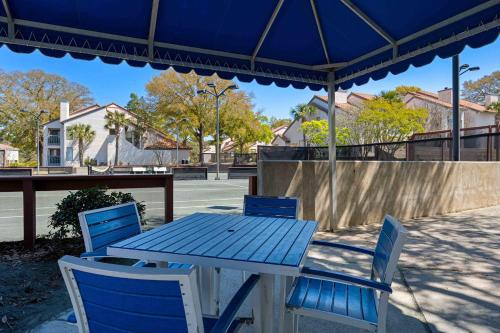 Private beachfront Steps to sand & sunsets photo 89