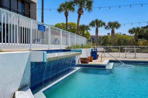 Private beachfront Steps to sand & sunsets photo 83