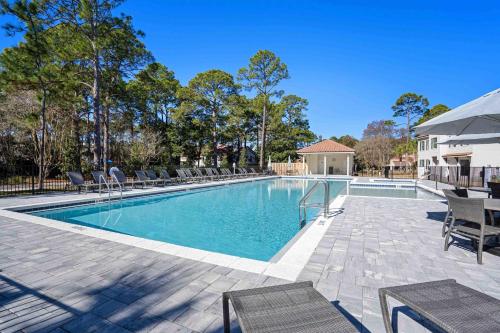 Private beachfront Steps to sand & sunsets photo 96