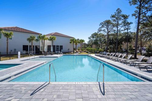 Private beachfront Steps to sand & sunsets photo 99